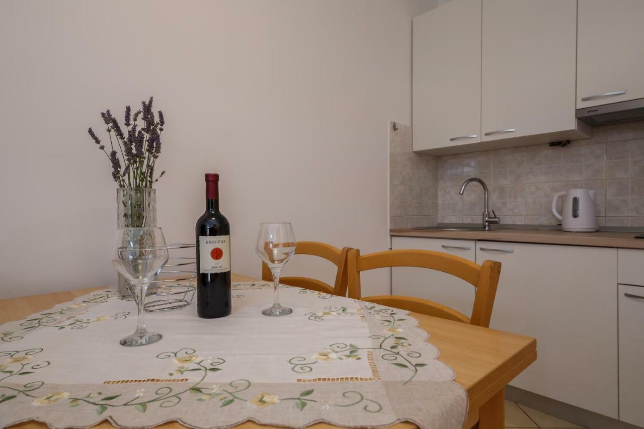 Villa Milena Трогир Екстериор снимка